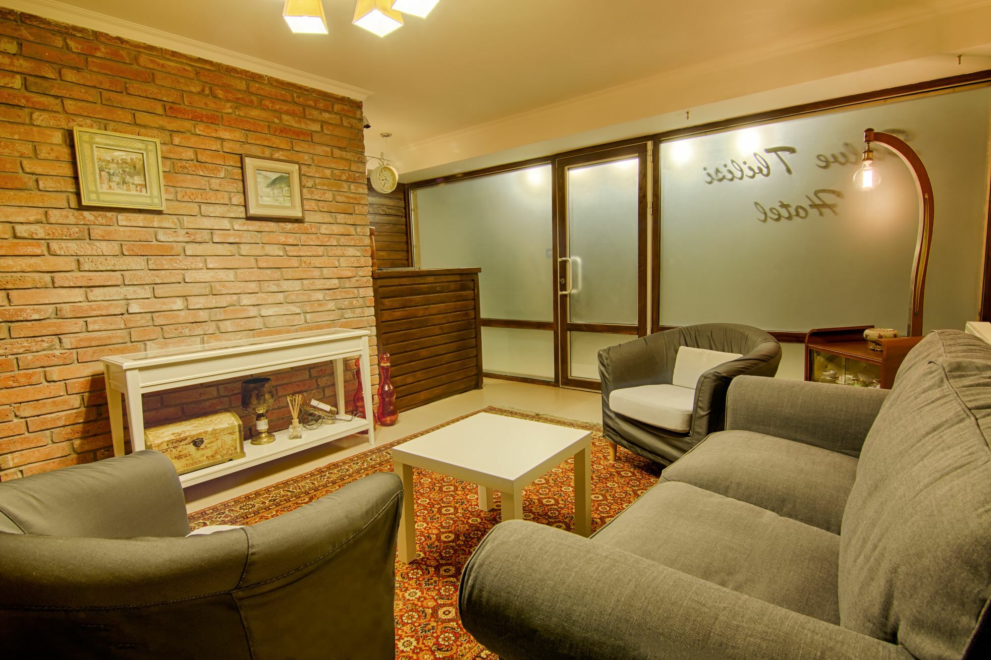 Hotel Salve Tbilisi ภายนอก รูปภาพ